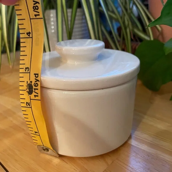 Trinket dish with lid, mark USA no marks, chips or scratches - Picture 4 of 10